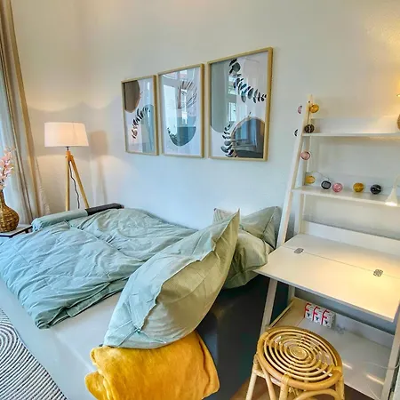 アパート City-apartment Fuer Geniesser Mit Schoener Terrasse マクデブルク