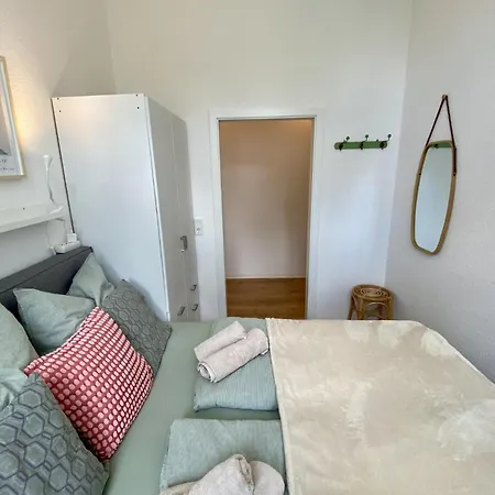 City-Apartment Im Gruenen Mit Schoener Terrasse Und Parkplatz شقة *