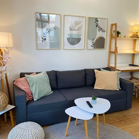 City-Apartment Im Gruenen Mit Schoener Terrasse Und Parkplatz شقة *