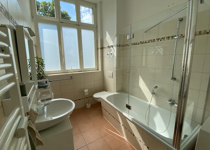 City-apartment Fuer Geniesser Mit Schoener Terrasse マクデブルク