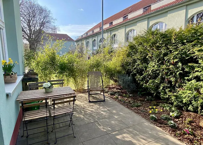 Appartement City-apartment Fuer Geniesser Mit Schoener Terrasse Maagdenburg